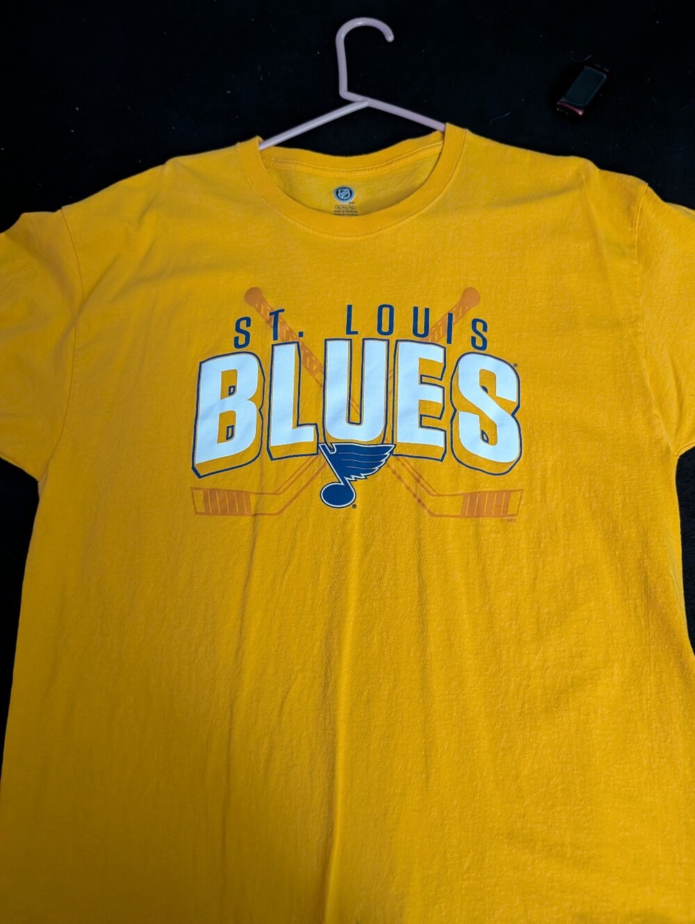 NHL St. Louis Blues Mens Yellow Graphic Tee